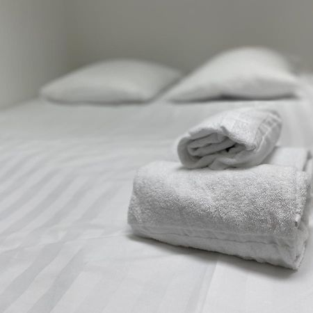 Les Cosy De Nancy - Mister Charles Sous Les Toits, Place Du Marche 4* Экстерьер фото