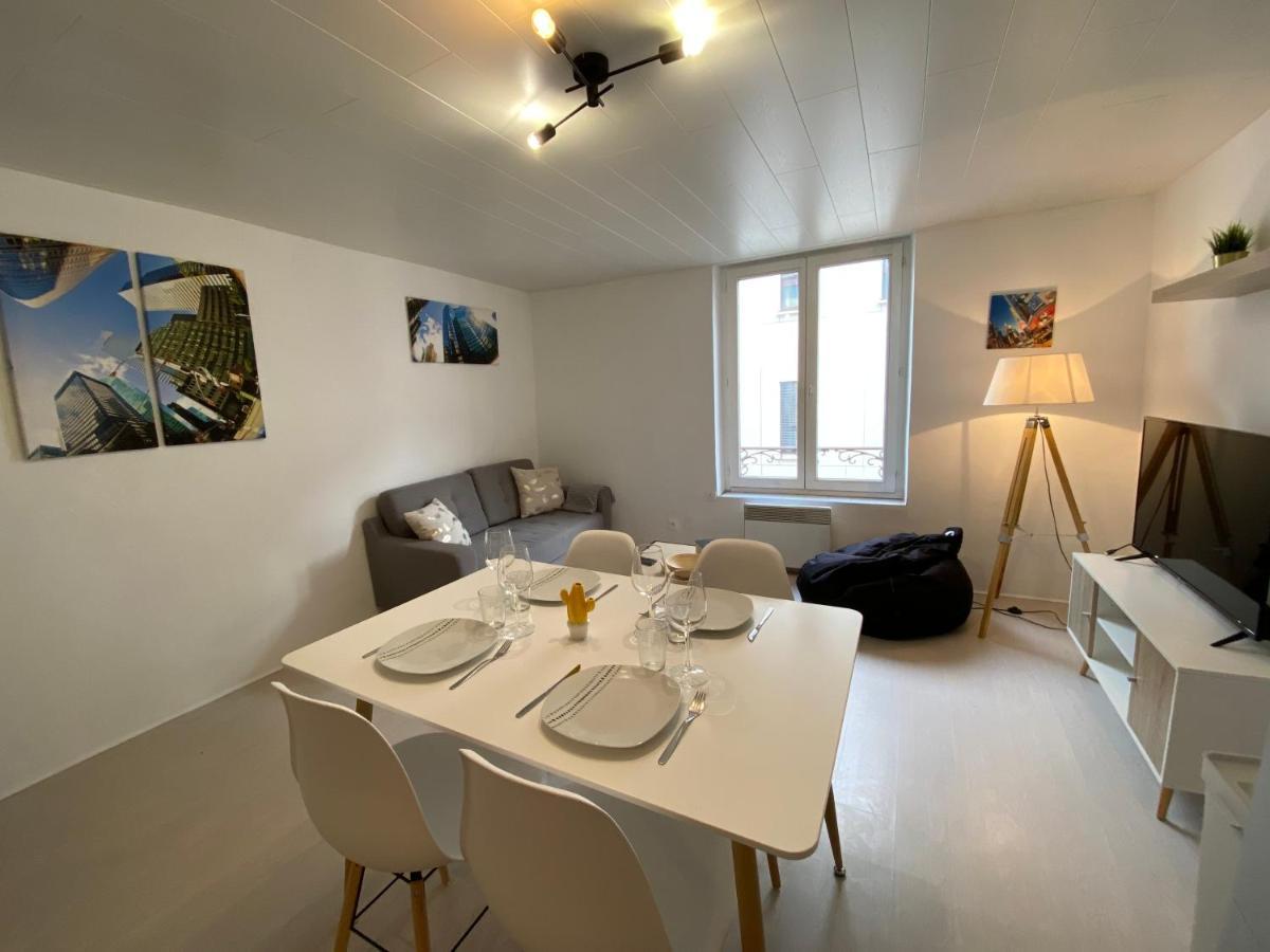 Les Cosy De Nancy - Mister Charles Sous Les Toits, Place Du Marche 4* Экстерьер фото
